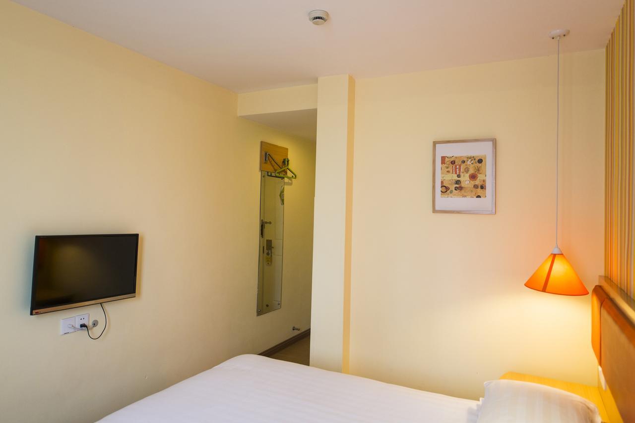 Home Inn Hangzhou North Zhongshan Road Fengqi Road Metro Station Exterior foto